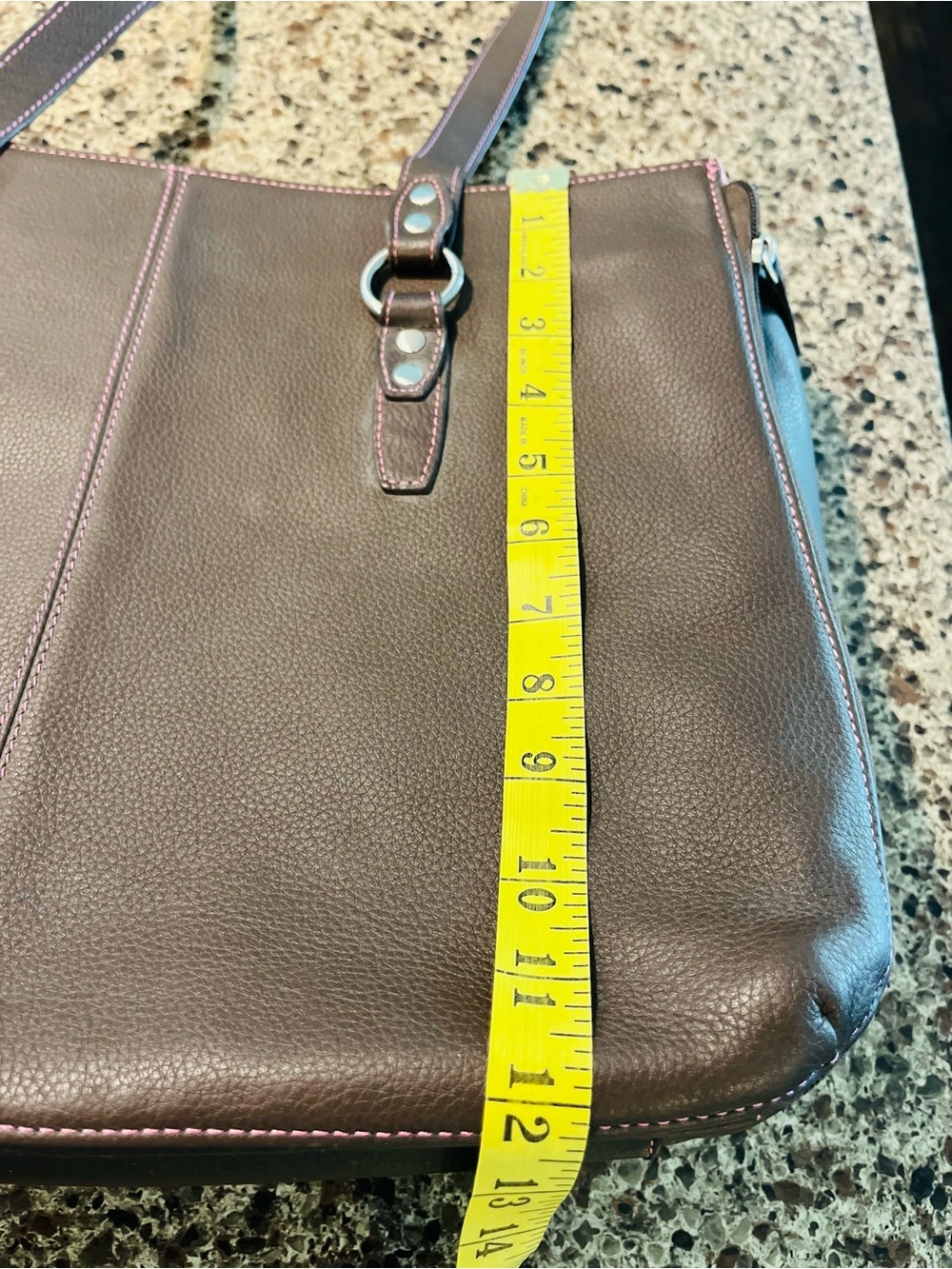 Buxton Brown Leather Shoulder Bag with Pink ID Tag - Picture 8 of 9
